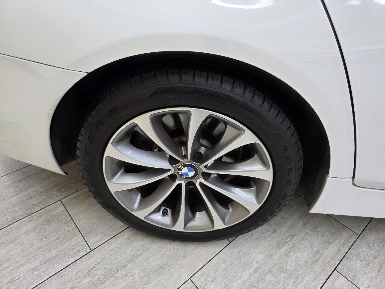 BMW 5-Series 528i xDrive 2016