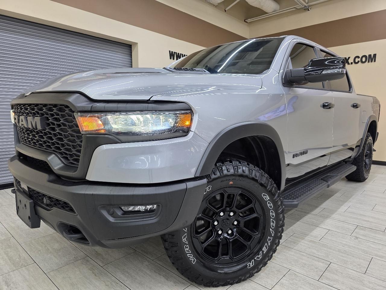 RAM 1500 Rebel Crew Cab SB 4WD 2025