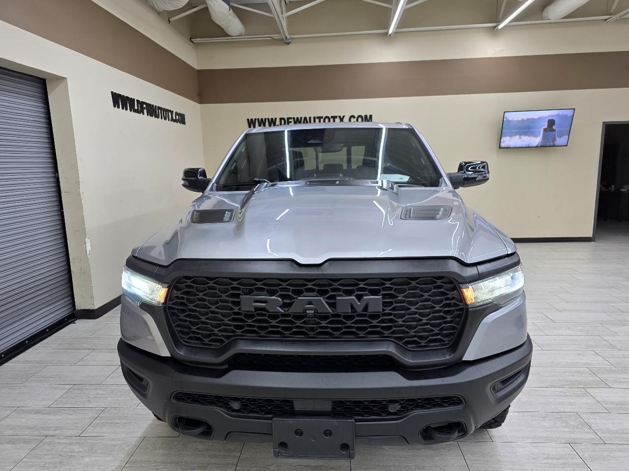 RAM 1500 Rebel Crew Cab SB 4WD 2025