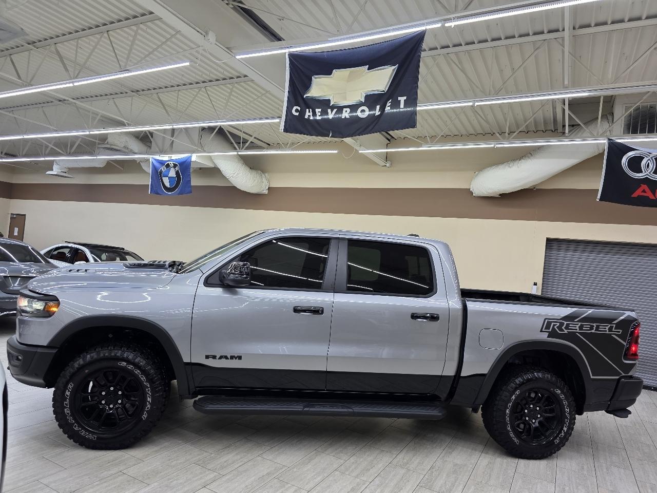 RAM 1500 Rebel Crew Cab SB 4WD 2025