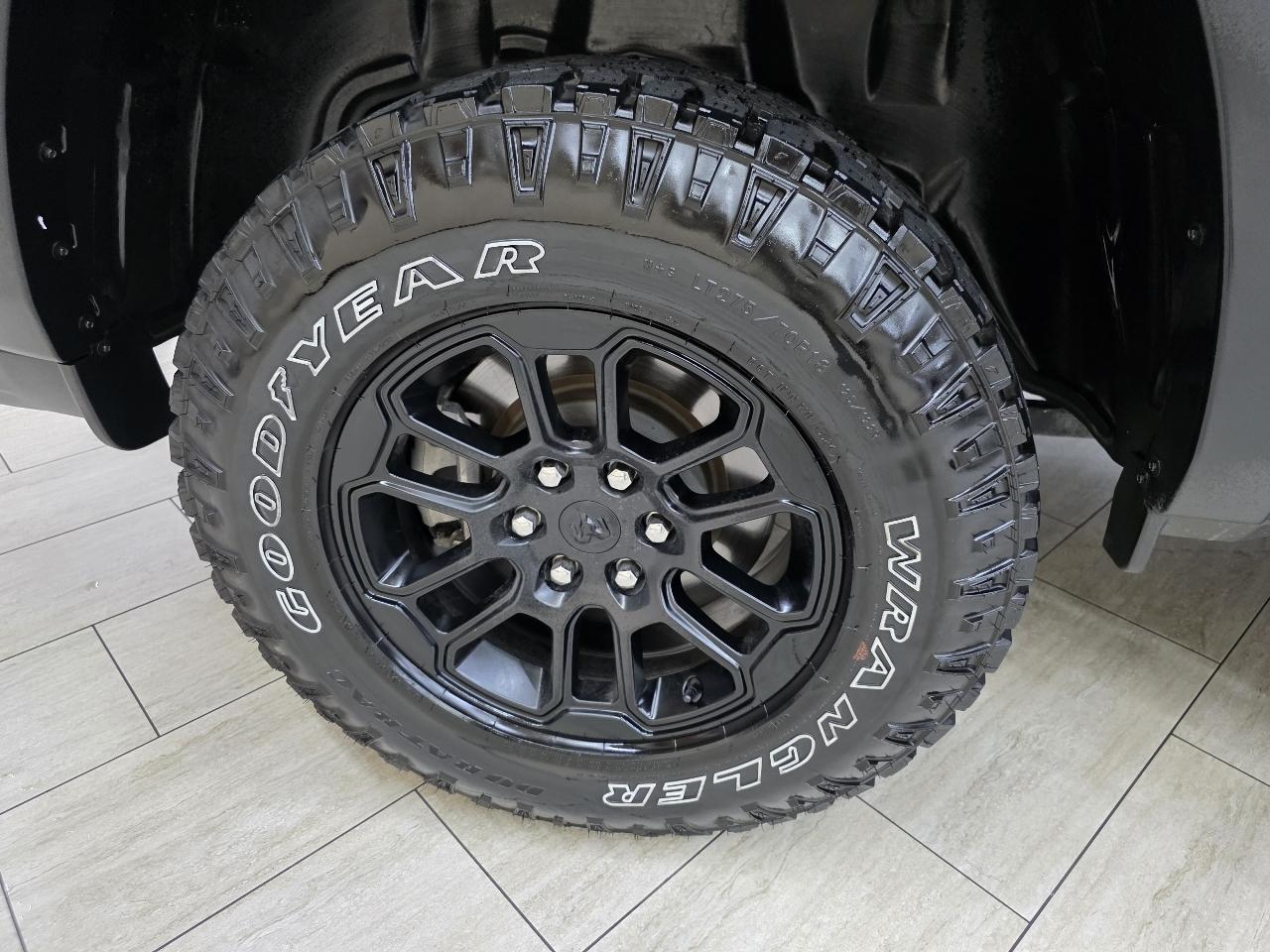 RAM 1500 Rebel Crew Cab SB 4WD 2025