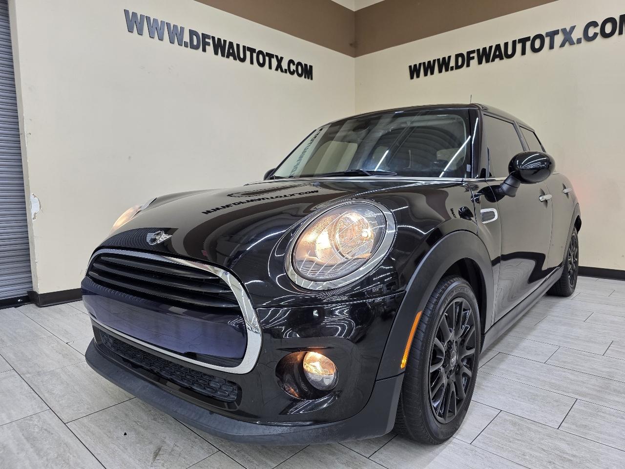 MINI Cooper 4-Door 2018