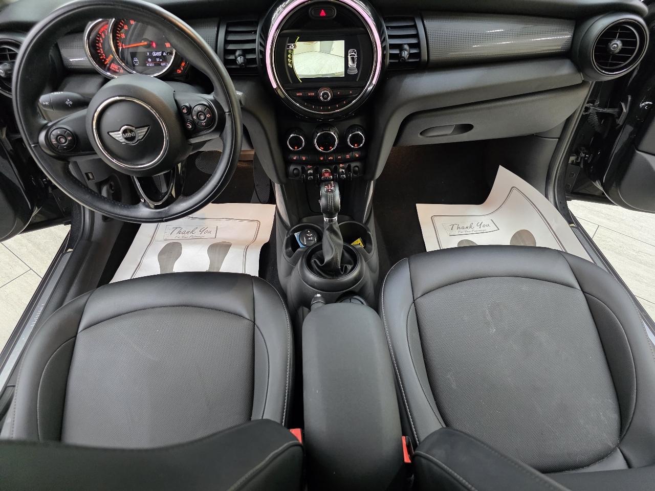 MINI Cooper 4-Door 2018