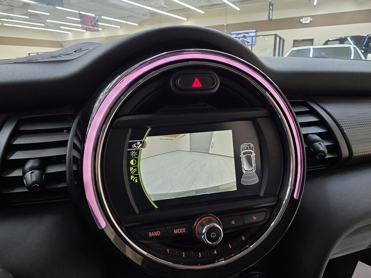 MINI Cooper 4-Door 2018