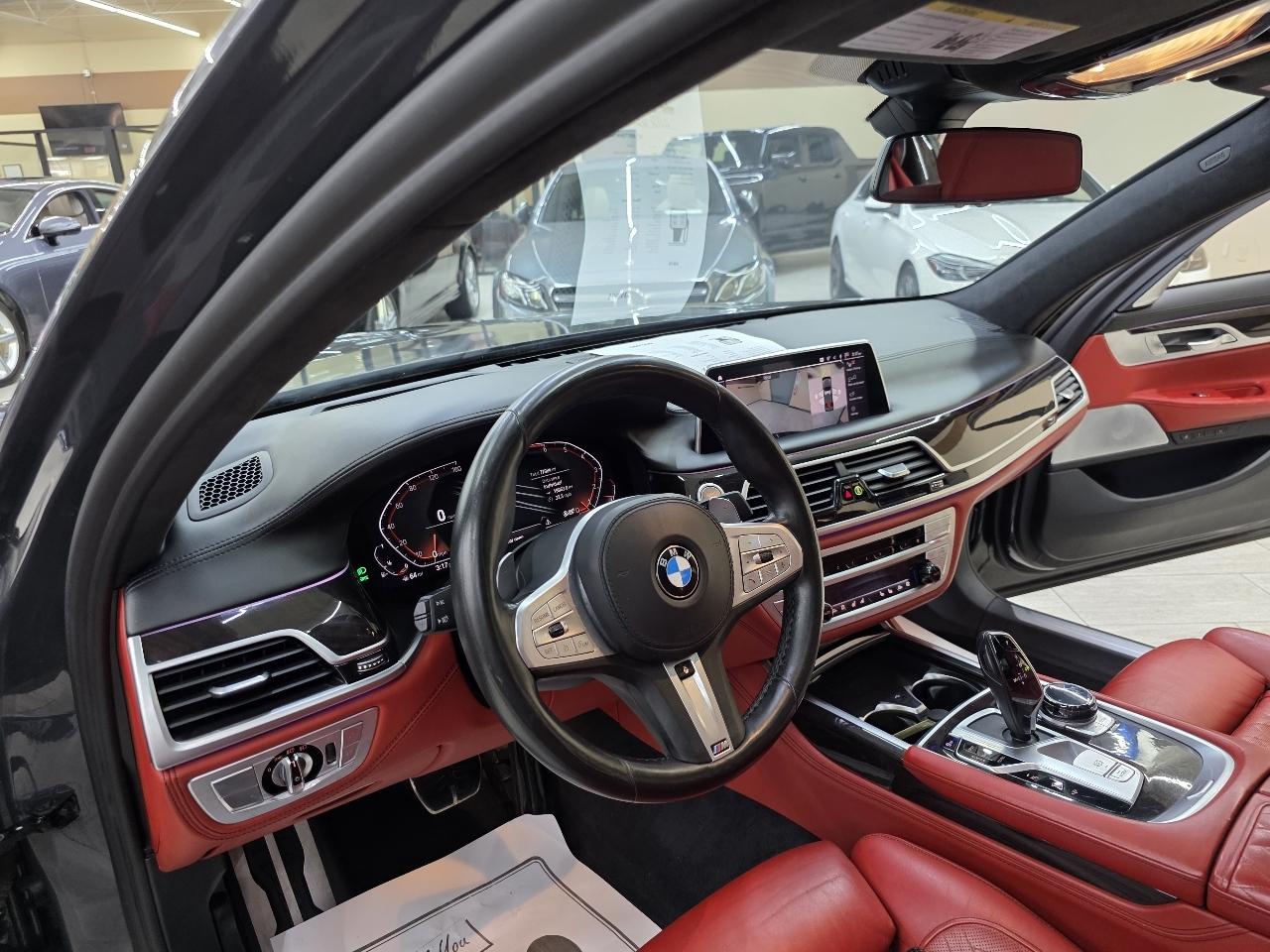 BMW 7-Series 750i xDrive 2021