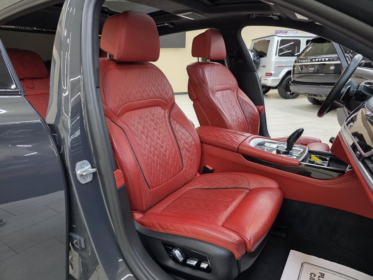 BMW 7-Series 750i xDrive 2021