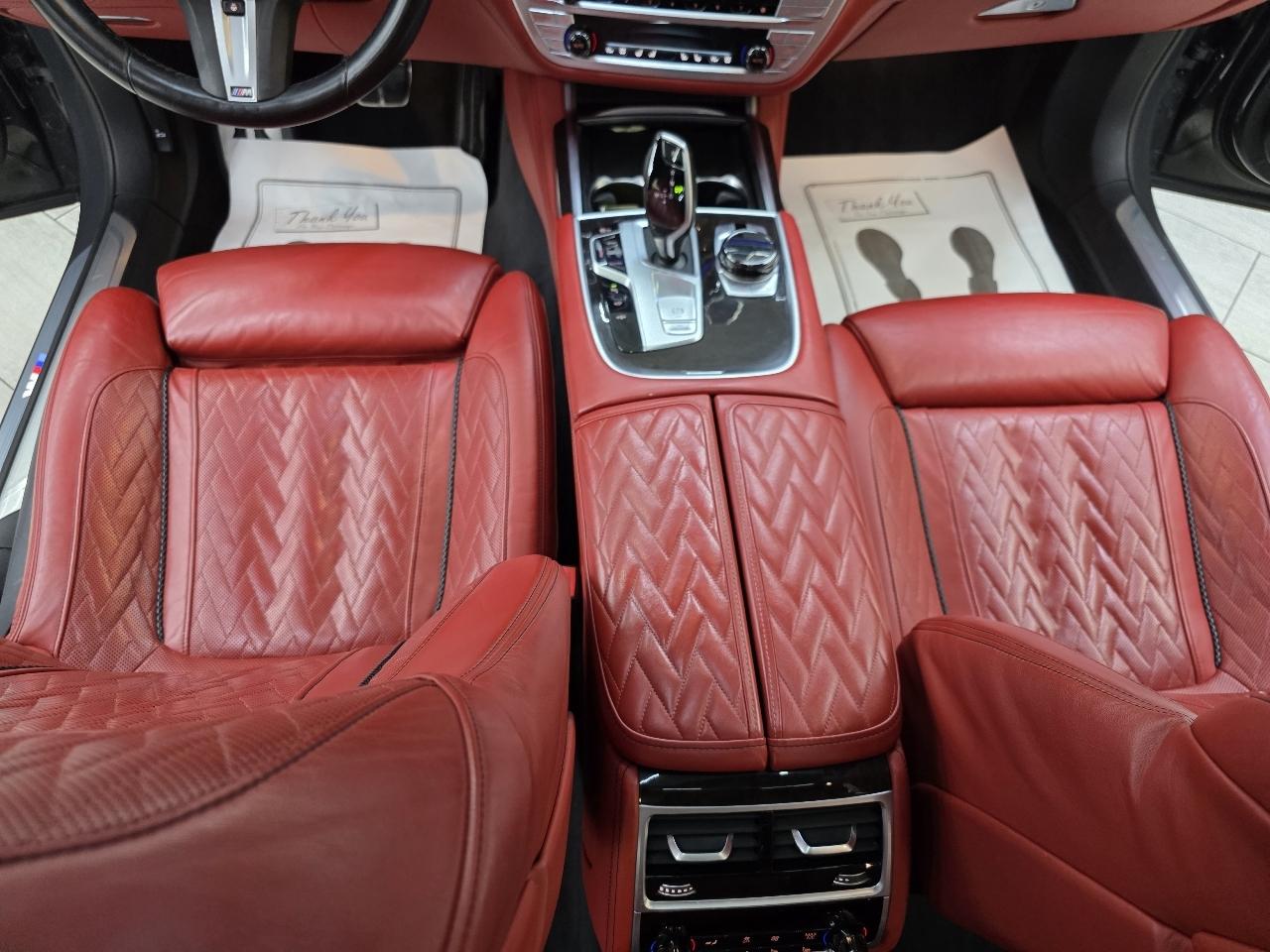 BMW 7-Series 750i xDrive 2021