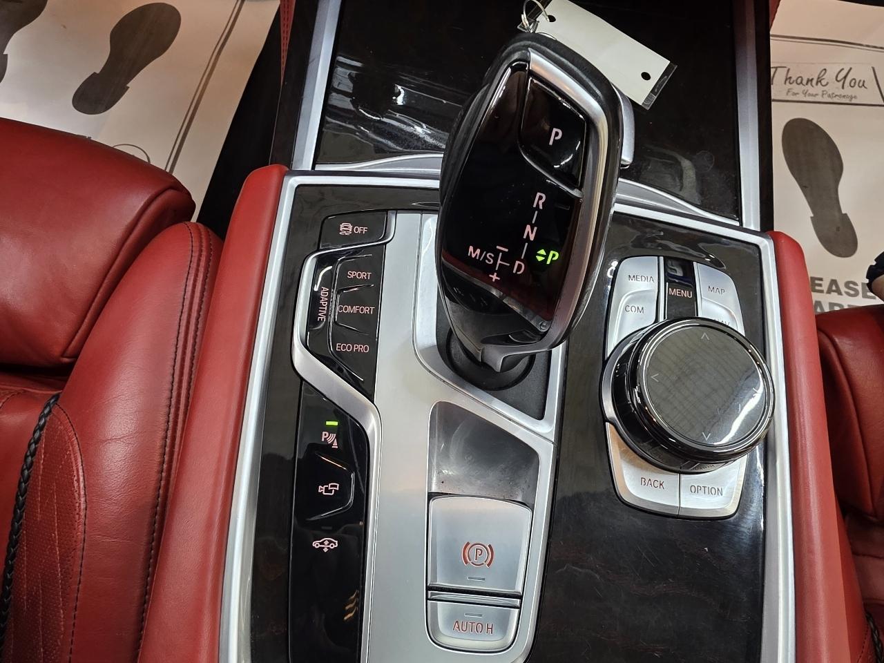 BMW 7-Series 750i xDrive 2021
