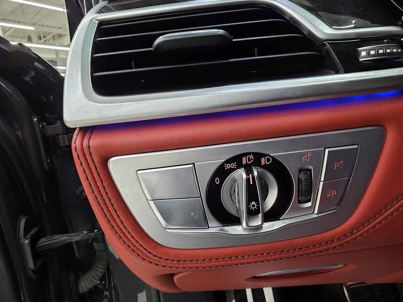 BMW 7-Series 750i xDrive 2021