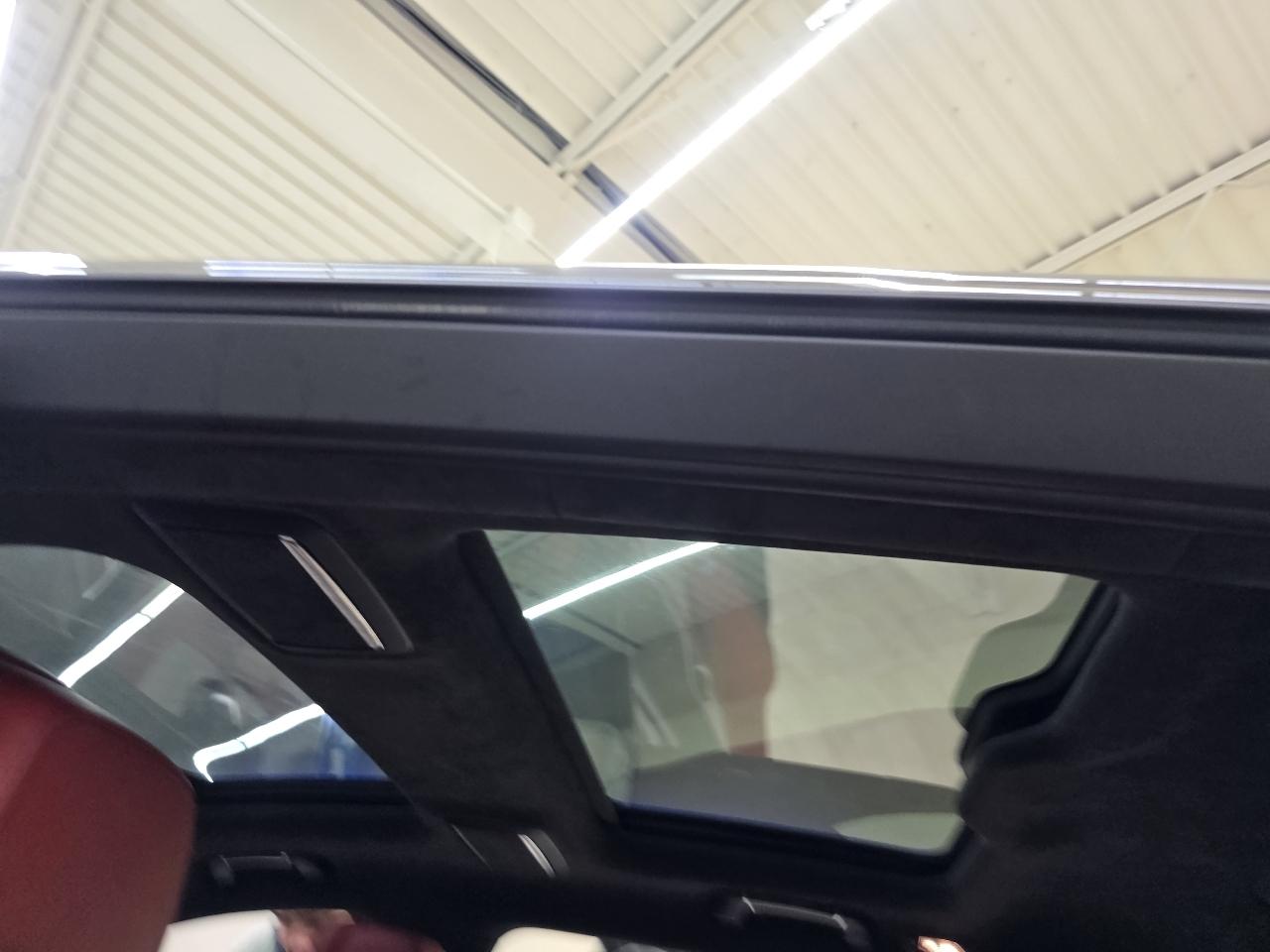 BMW 7-Series 750i xDrive 2021