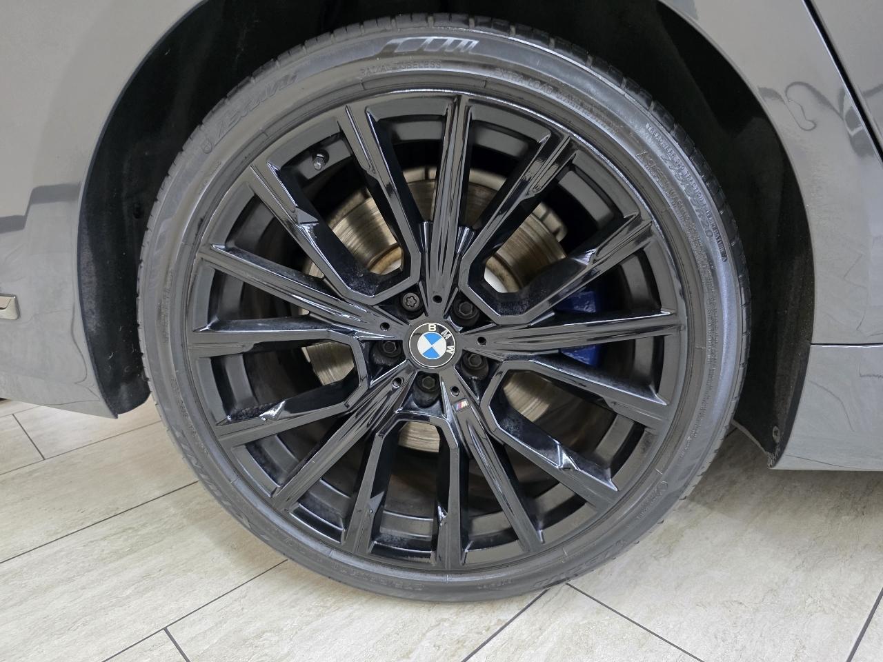 BMW 7-Series 750i xDrive 2021