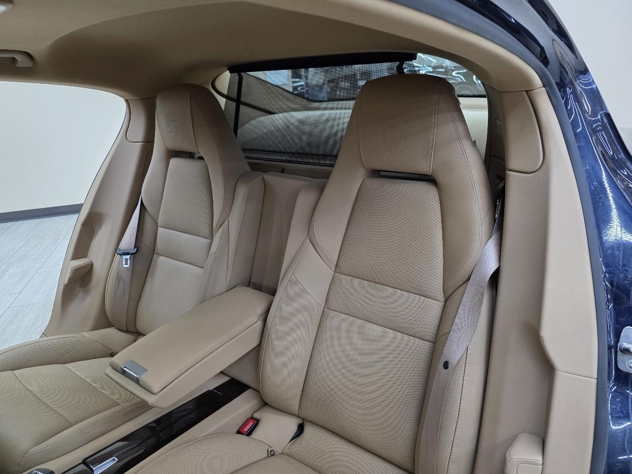 Porsche Panamera  2016
