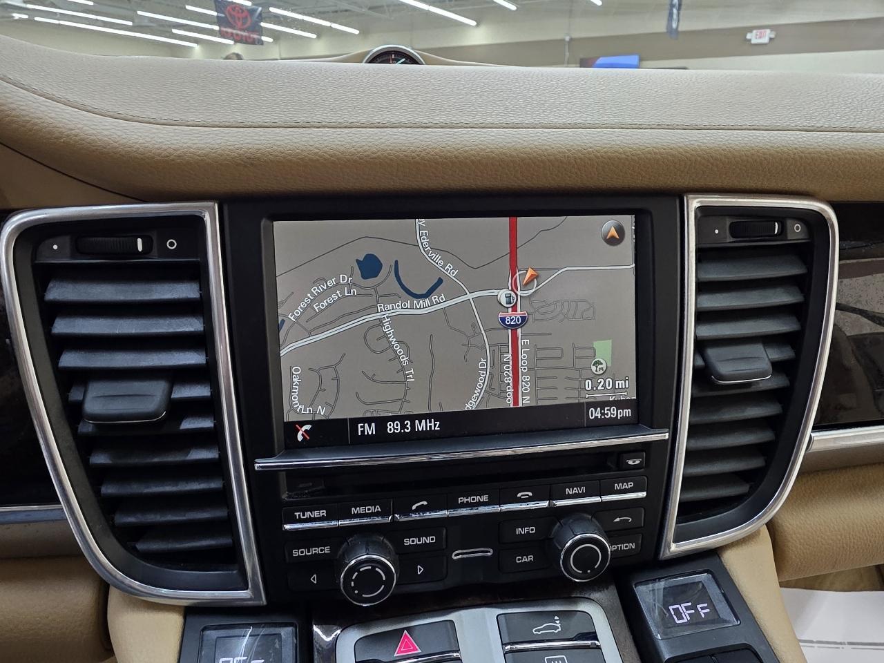 Porsche Panamera  2016