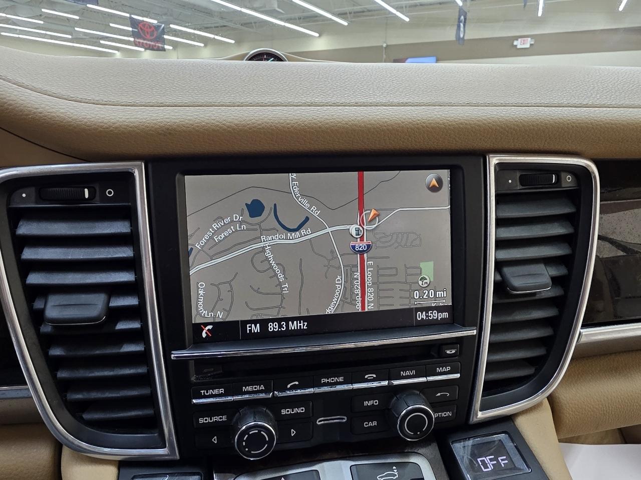 Porsche Panamera  2016