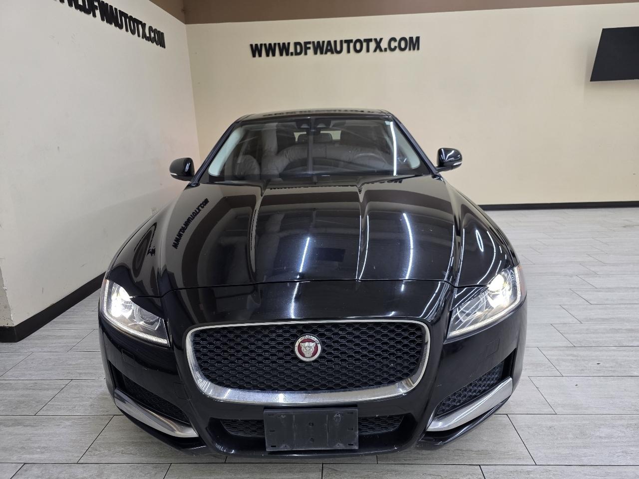 Jaguar XF-Series 25t Premium 2018