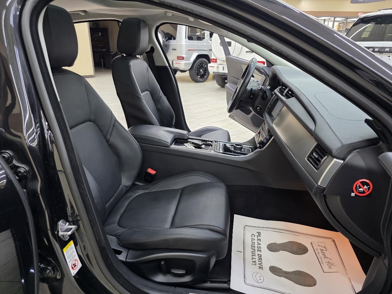 Jaguar XF-Series 25t Premium 2018