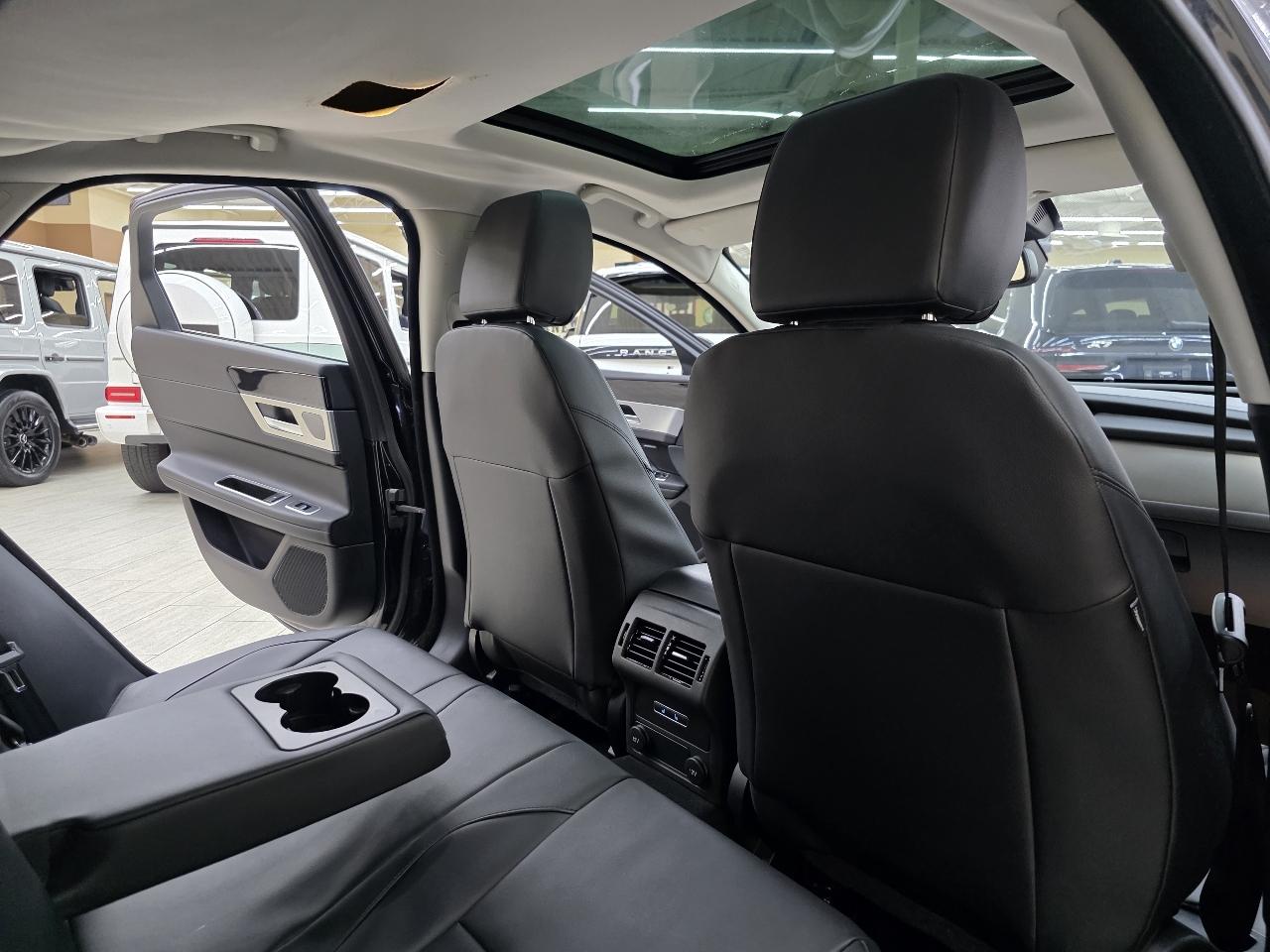 Jaguar XF-Series 25t Premium 2018
