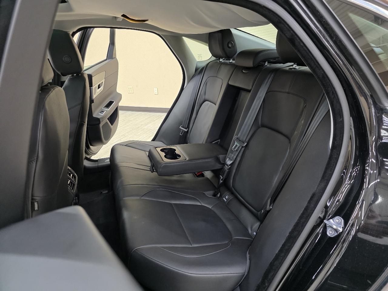 Jaguar XF-Series 25t Premium 2018