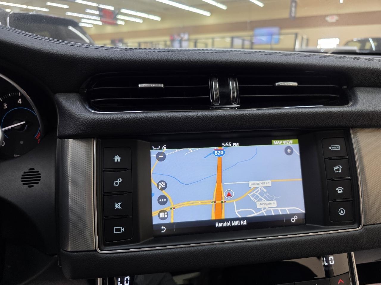 Jaguar XF-Series 25t Premium 2018