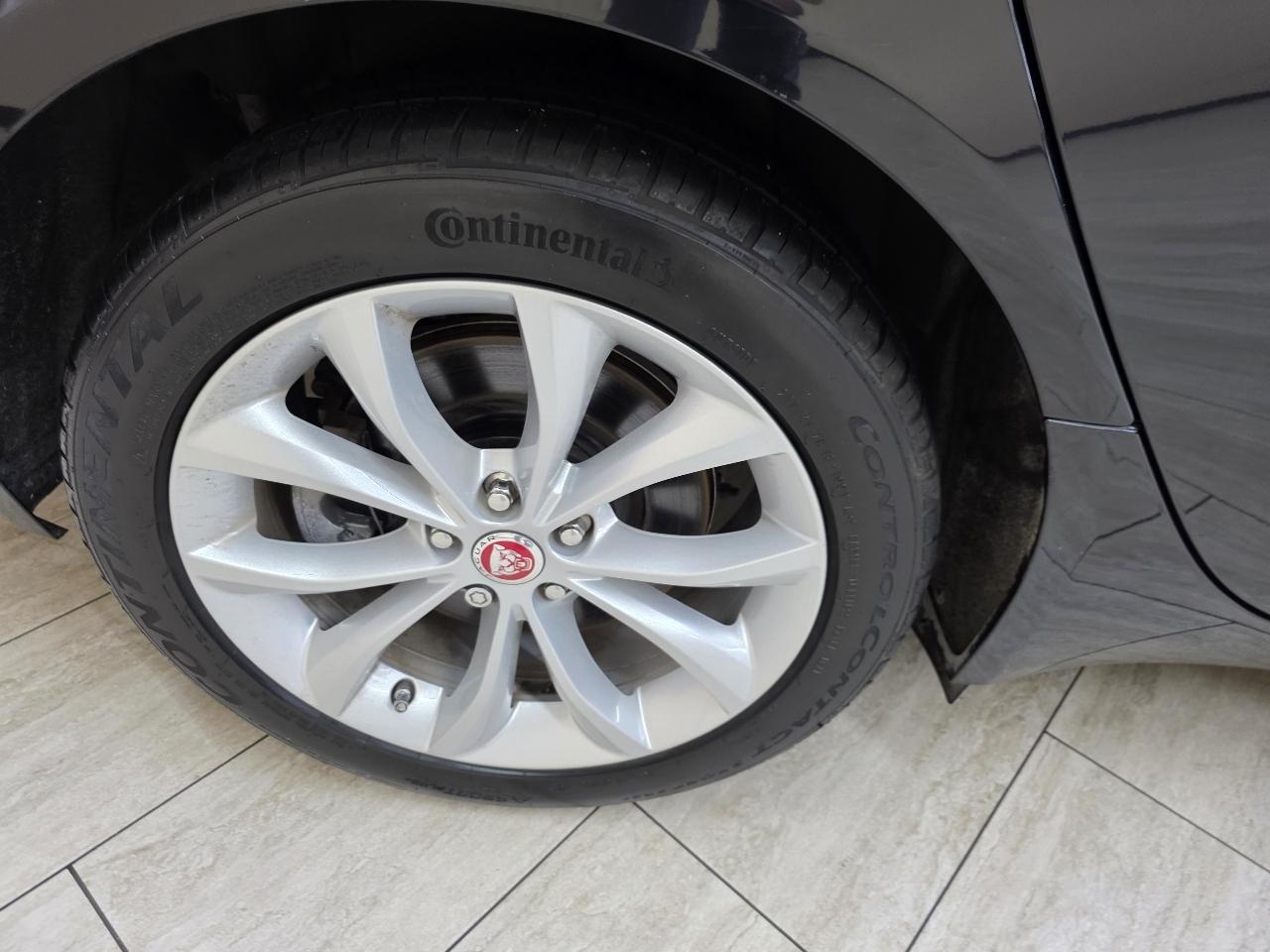 Jaguar XF-Series 25t Premium 2018