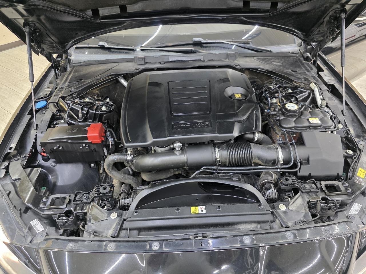 Jaguar XF-Series 25t Premium 2018