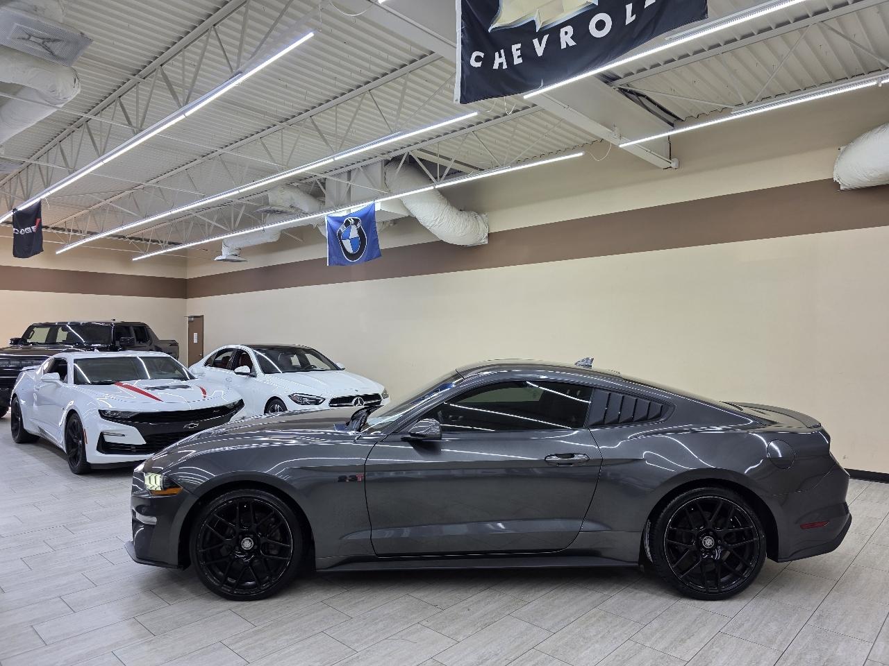 Ford Mustang EcoBoost Coupe 2020