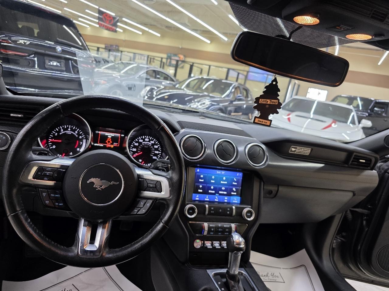 Ford Mustang EcoBoost Coupe 2020