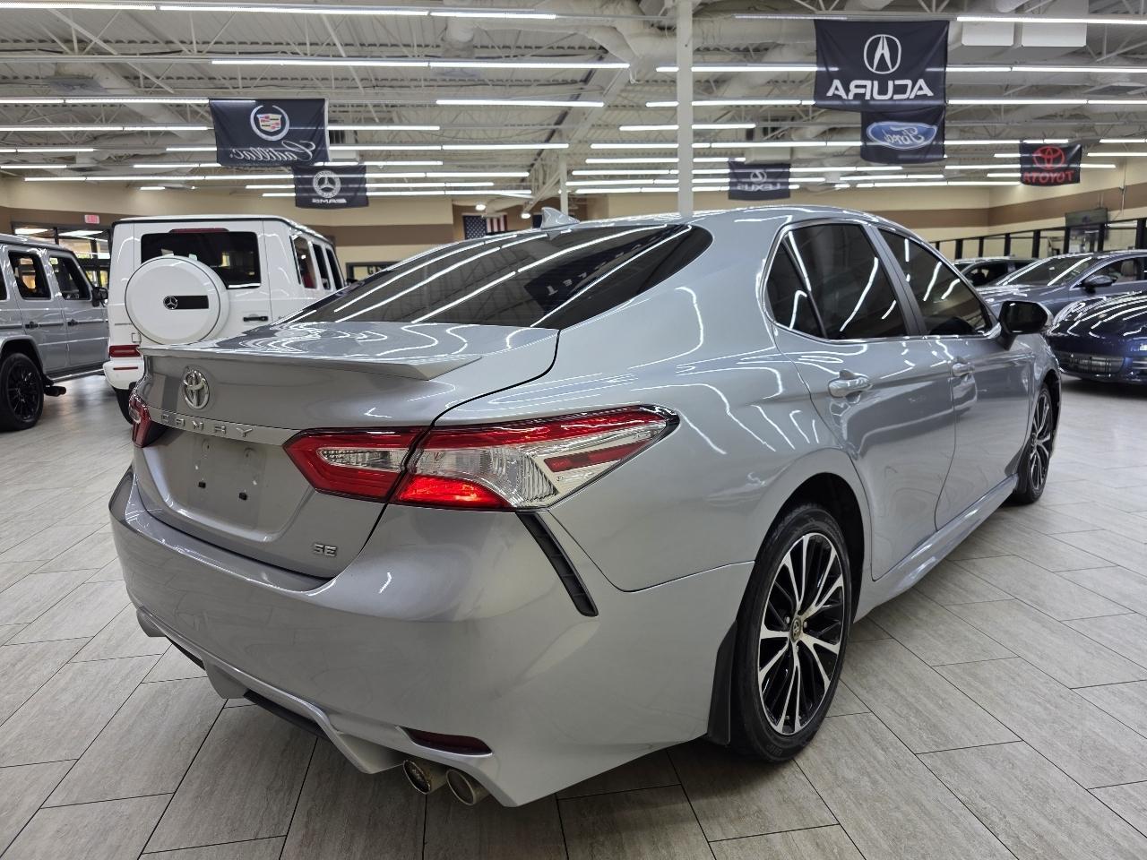 Toyota Camry XLE 2019