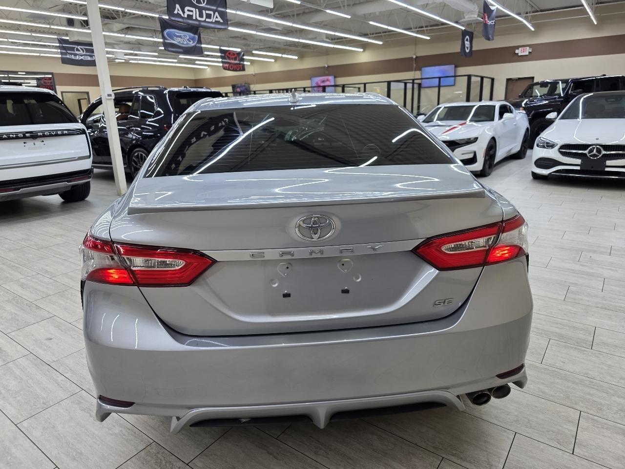 Toyota Camry XLE 2019