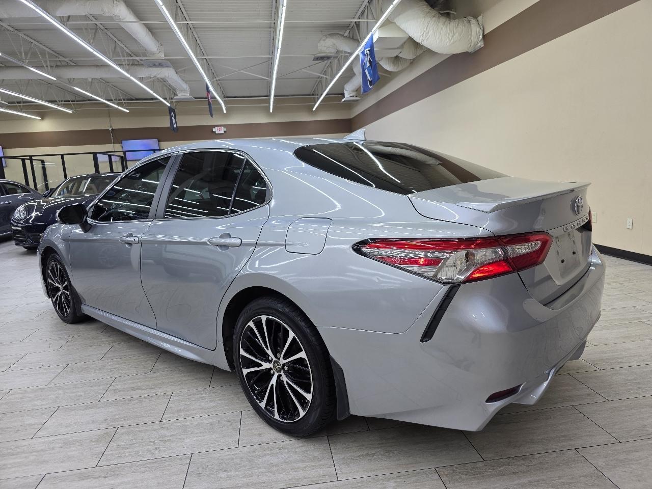 Toyota Camry XLE 2019