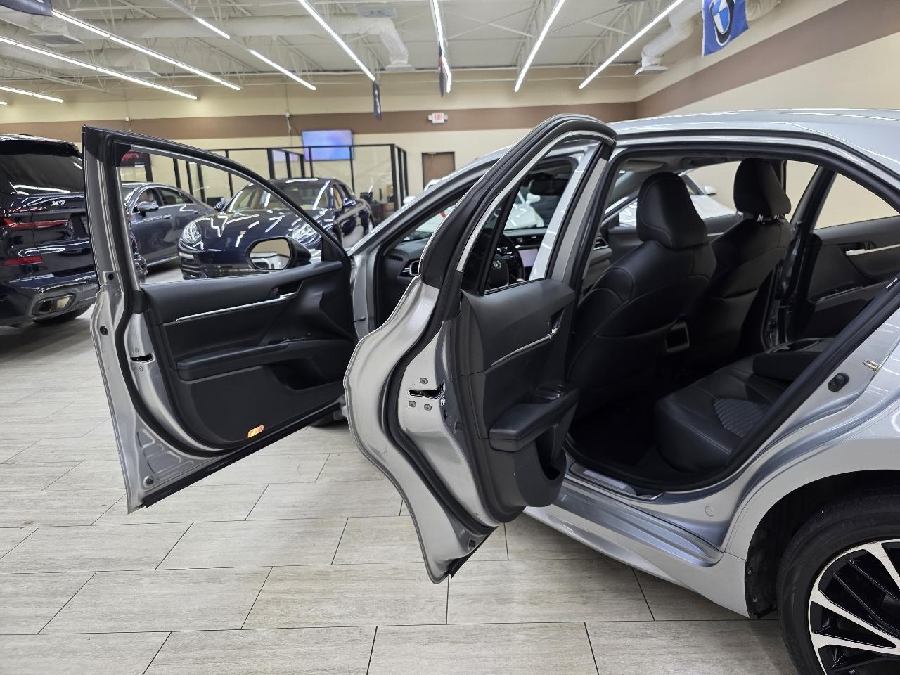 Toyota Camry XLE 2019