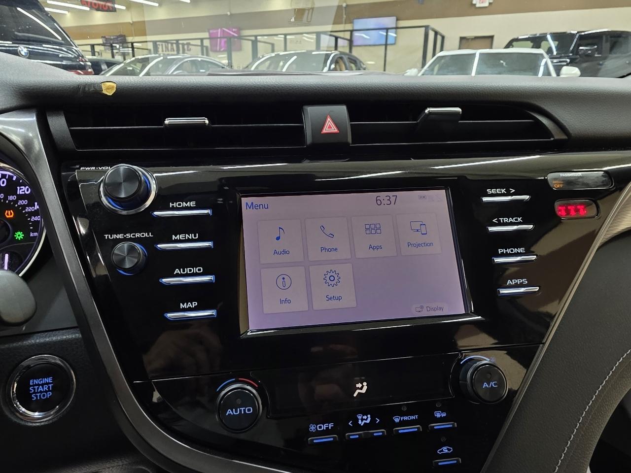 Toyota Camry XLE 2019
