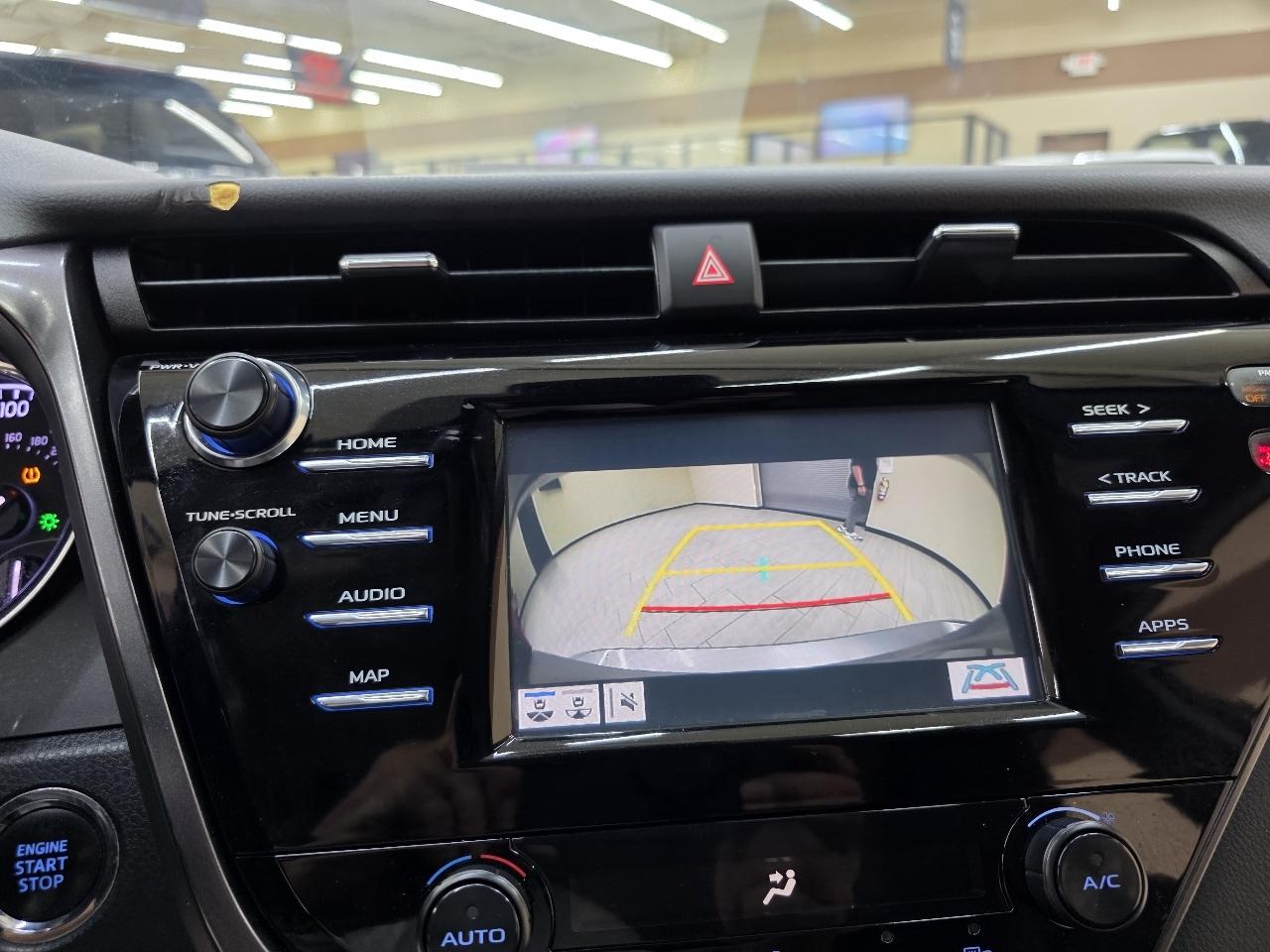 Toyota Camry XLE 2019