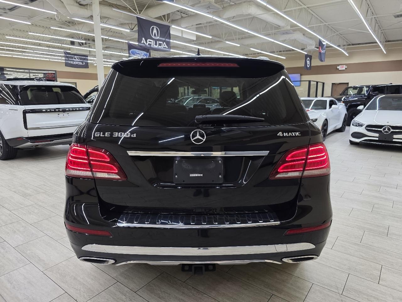 Mercedes-Benz GLE-Class GLE300D 4MATIC 2016