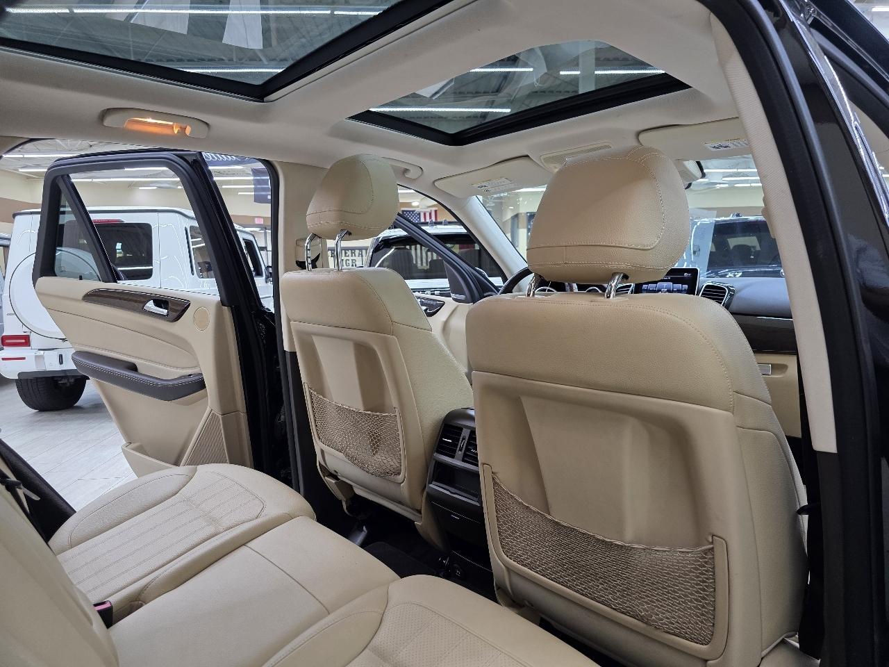 Mercedes-Benz GLE-Class GLE300D 4MATIC 2016