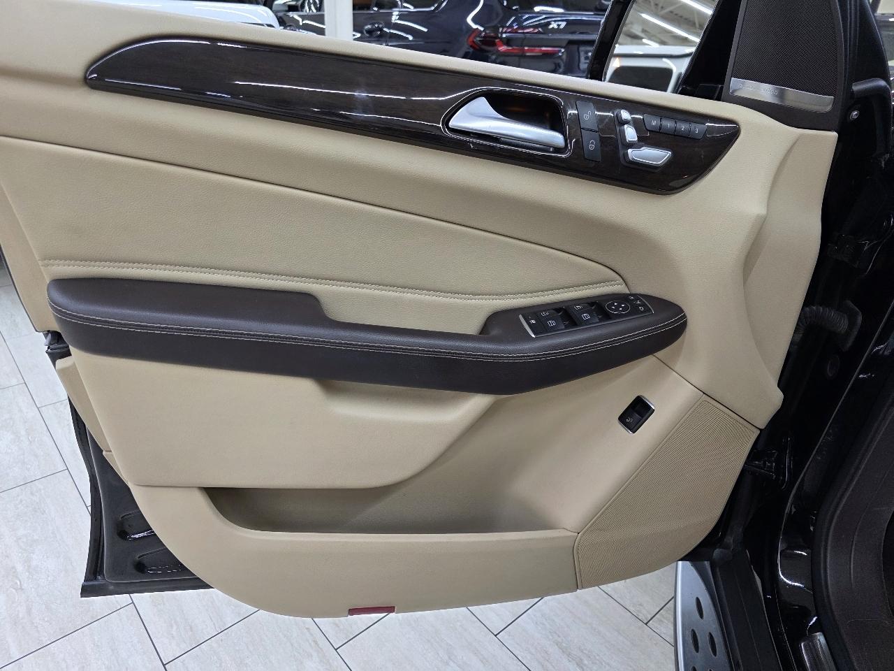 Mercedes-Benz GLE-Class GLE300D 4MATIC 2016