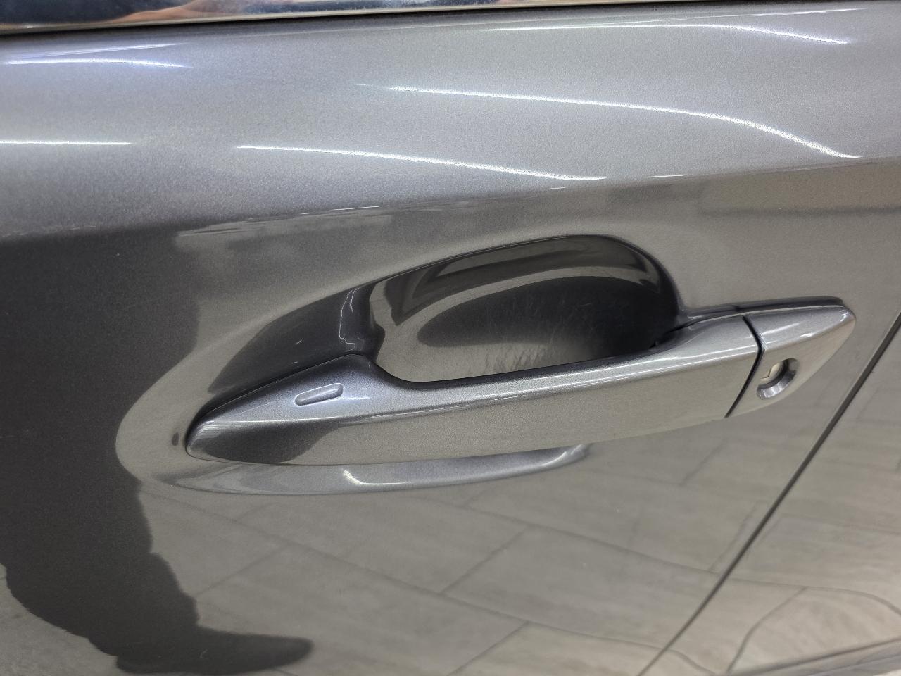 Lexus ES 300h Sedan 2013