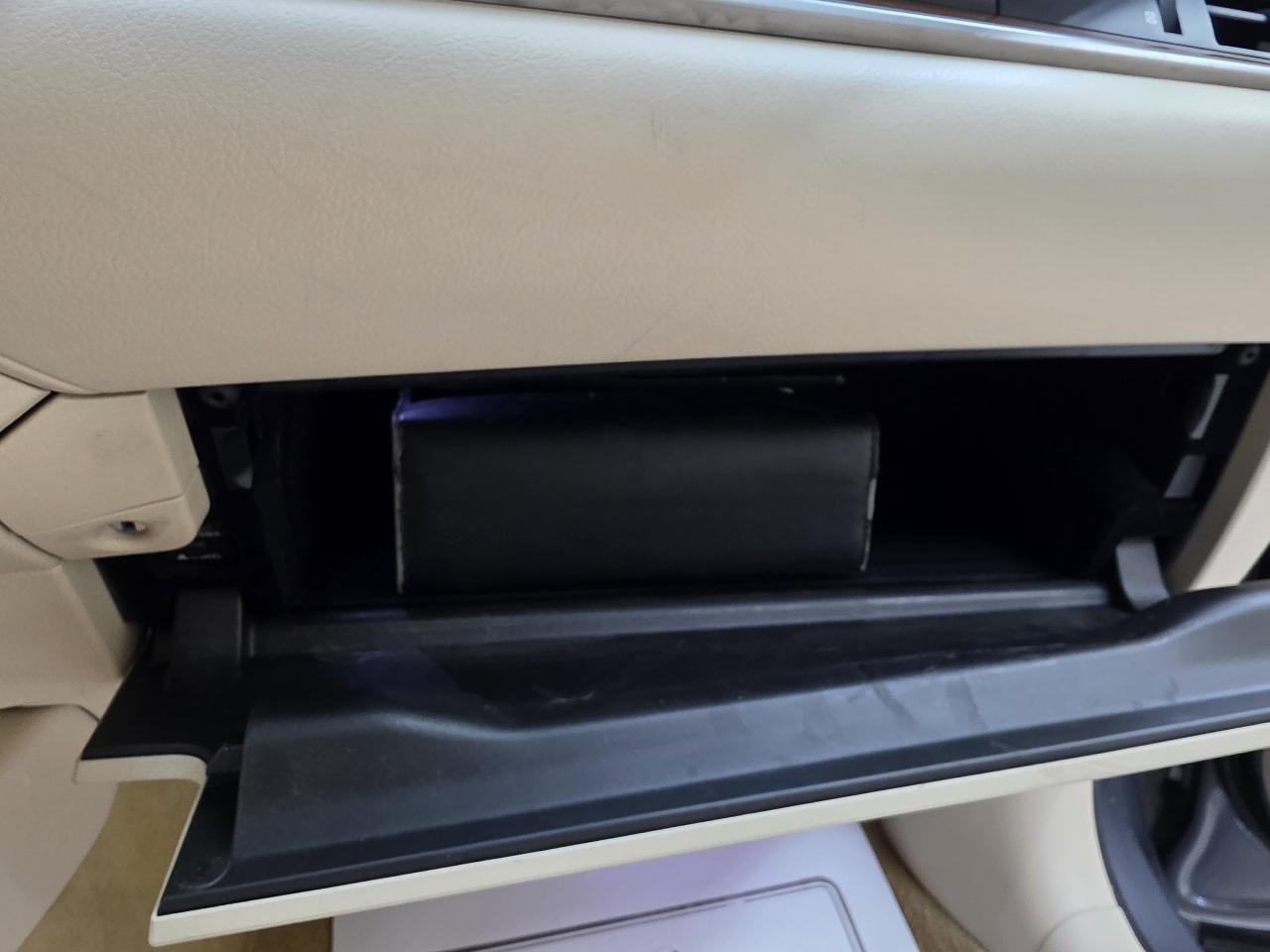 Lexus ES 300h Sedan 2013