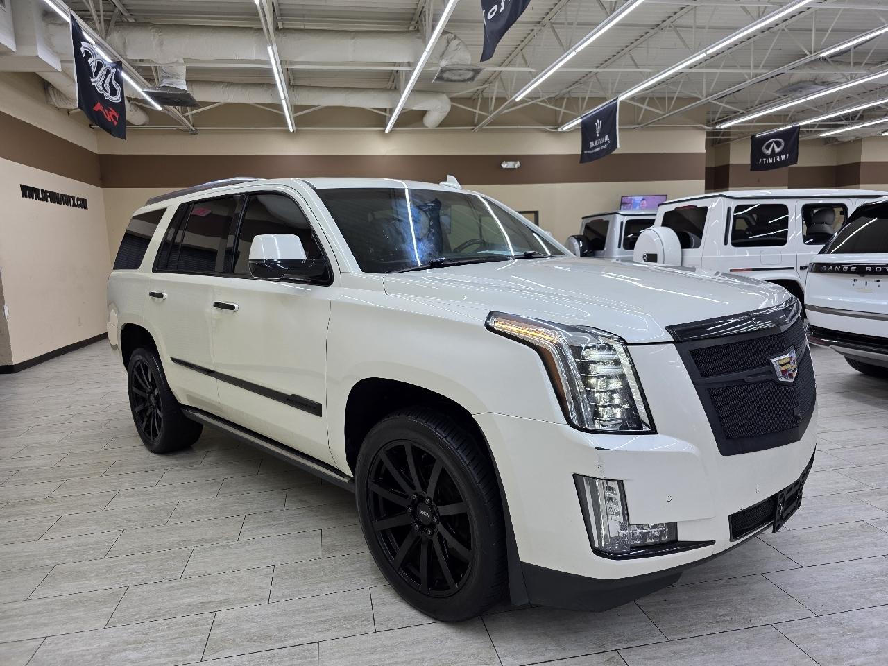 Cadillac Escalade Platinum 4WD 2015