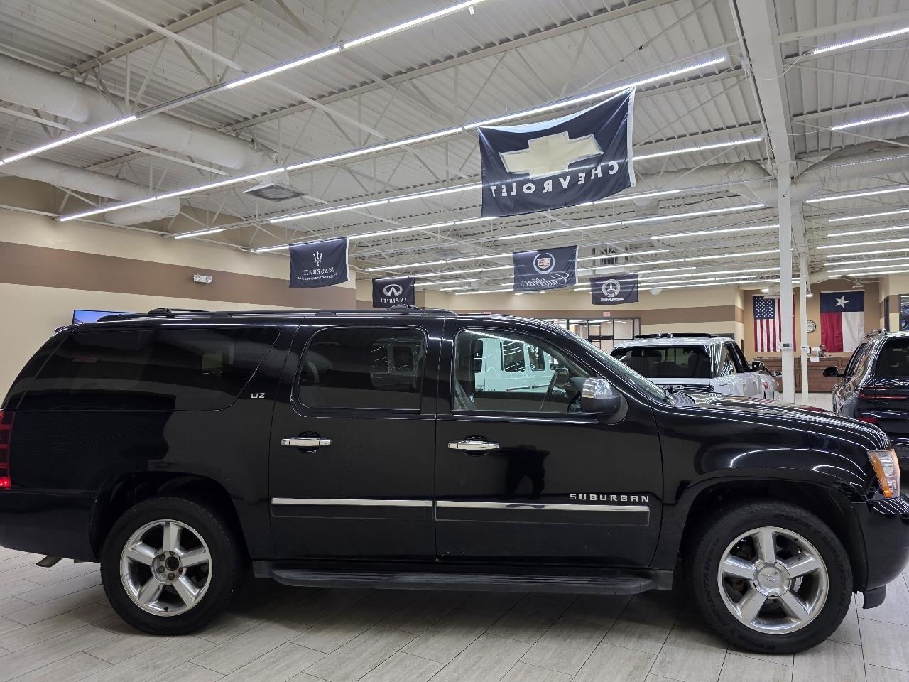 Chevrolet Suburban LTZ 1500 2WD 2014