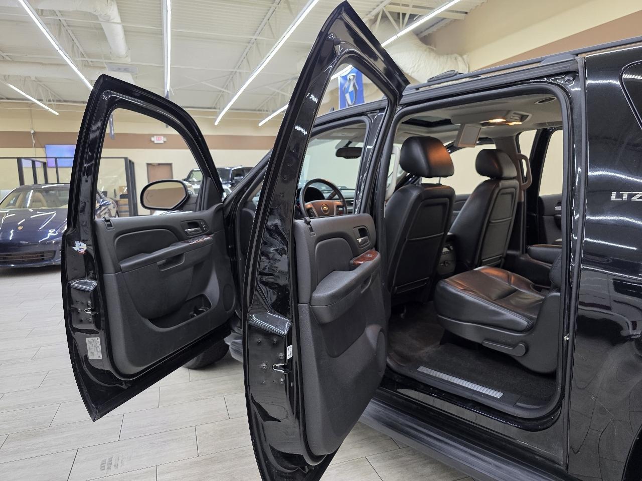 Chevrolet Suburban LTZ 1500 2WD 2014