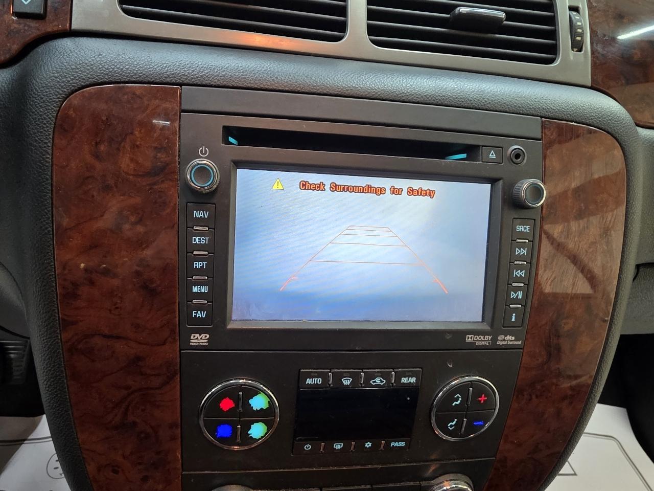 Chevrolet Suburban LTZ 1500 2WD 2014