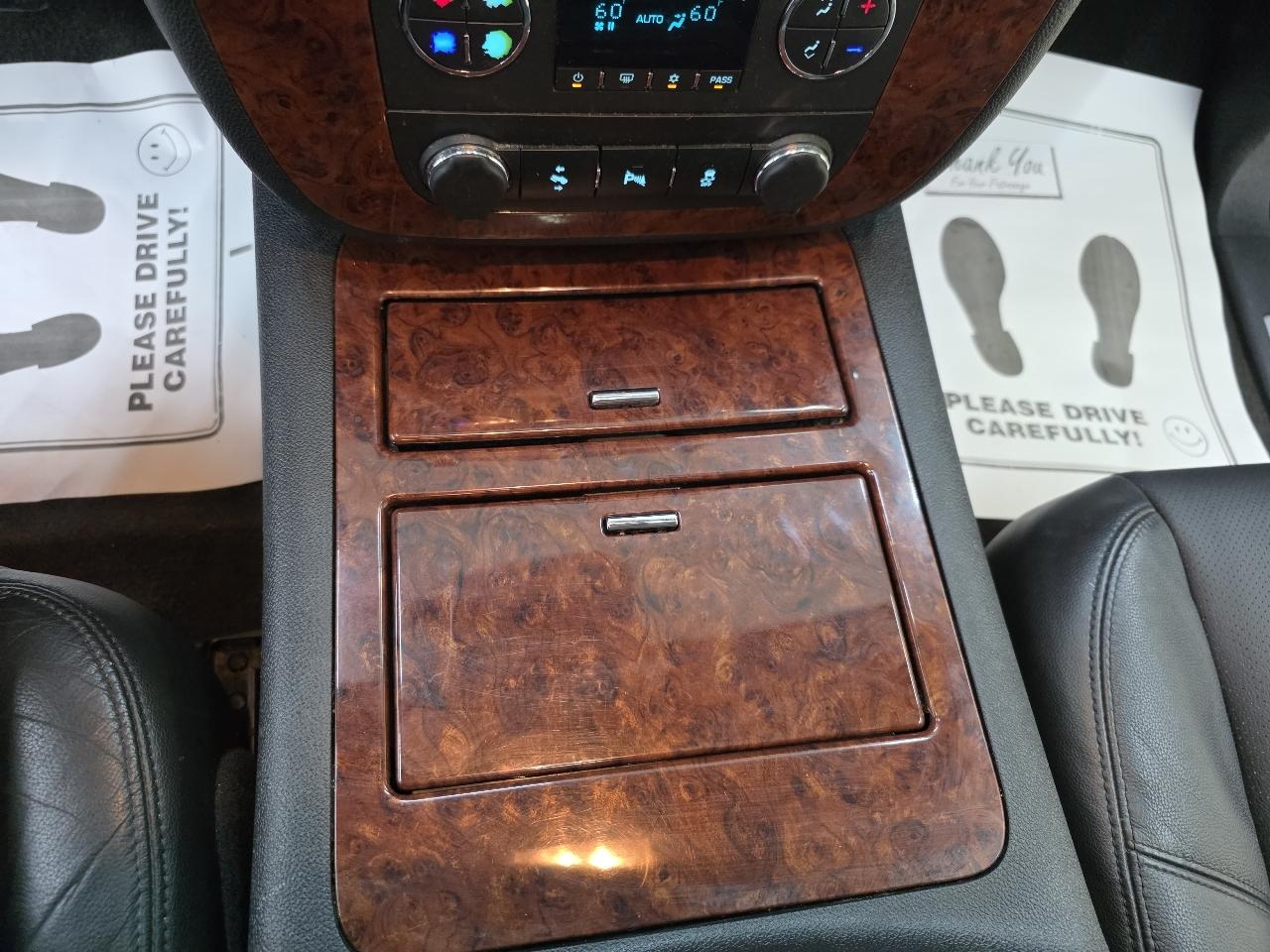 Chevrolet Suburban LTZ 1500 2WD 2014