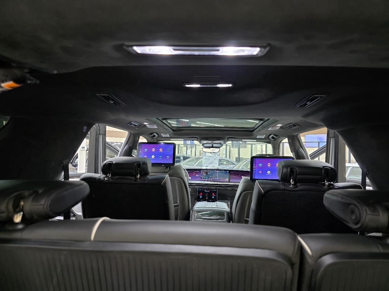 Cadillac Escalade Sport Platinum AWD 2025
