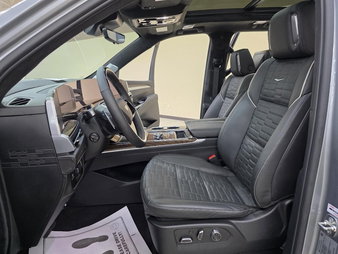 Cadillac Escalade Sport Platinum AWD 2025