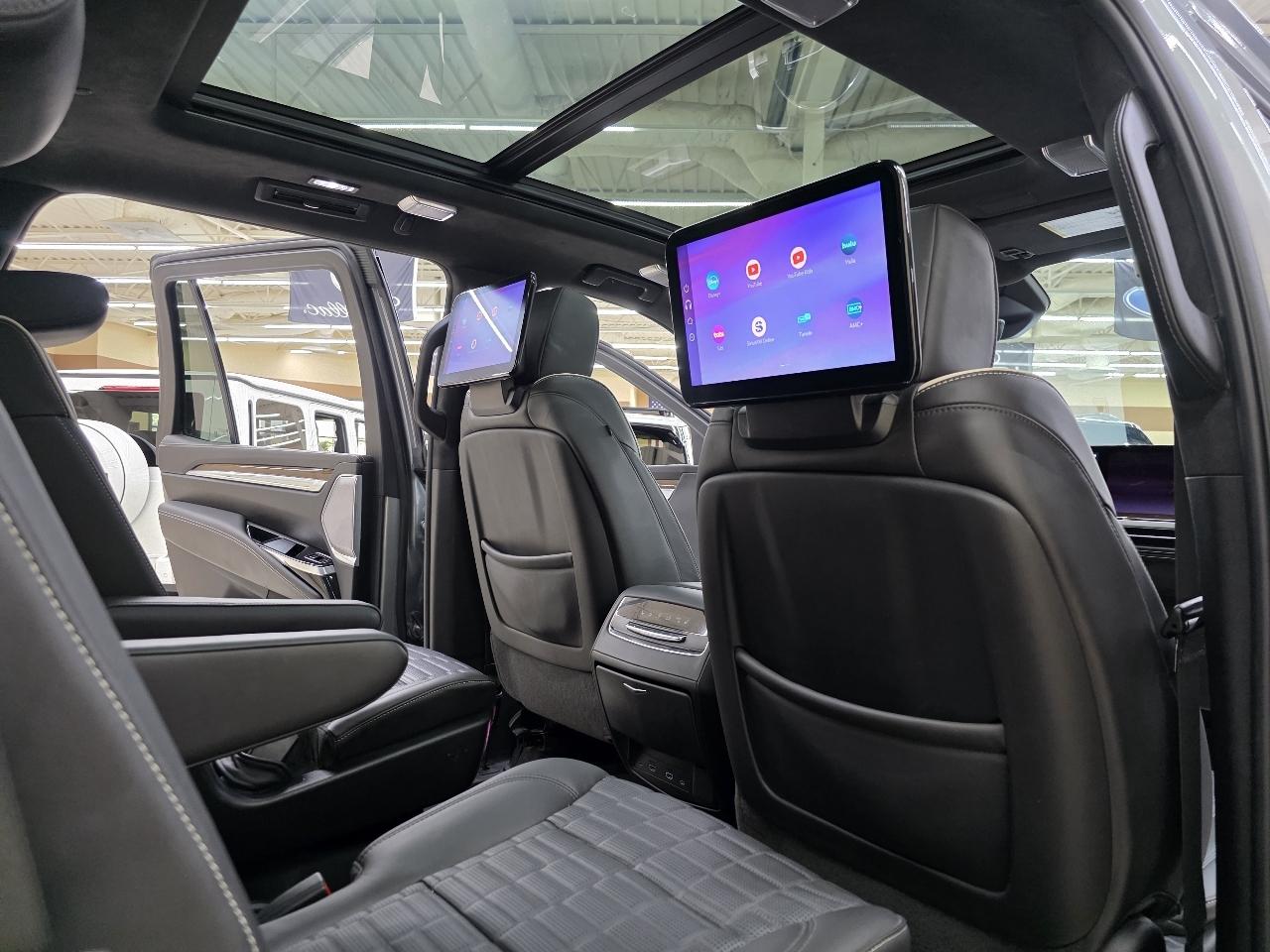 Cadillac Escalade Sport Platinum AWD 2025