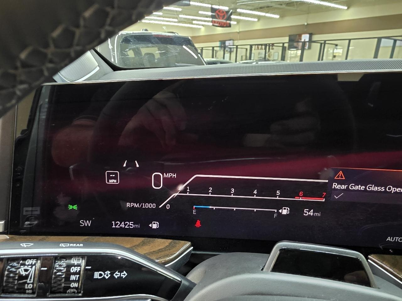 Cadillac Escalade Sport Platinum AWD 2025