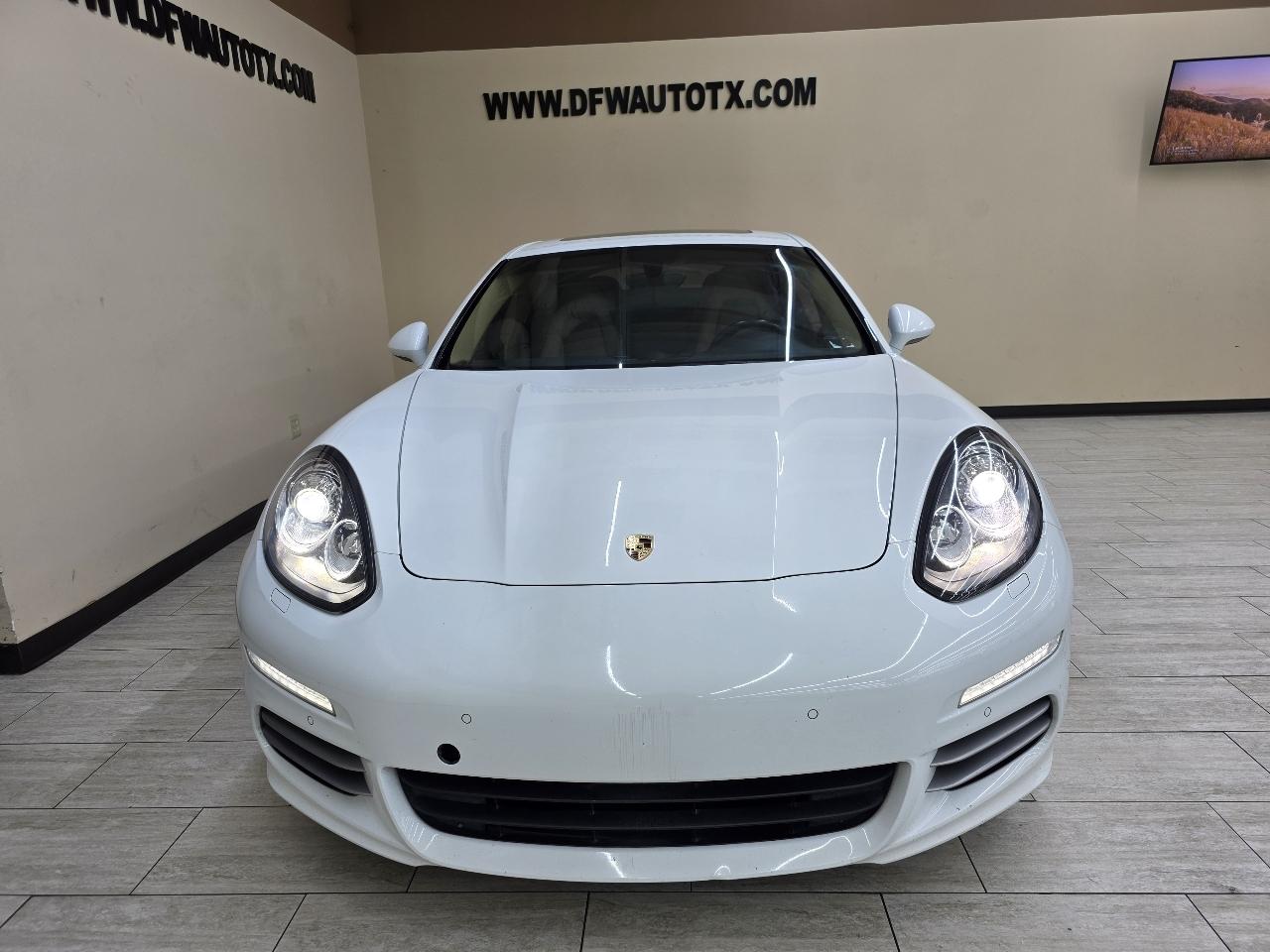 Porsche Panamera 4 2015