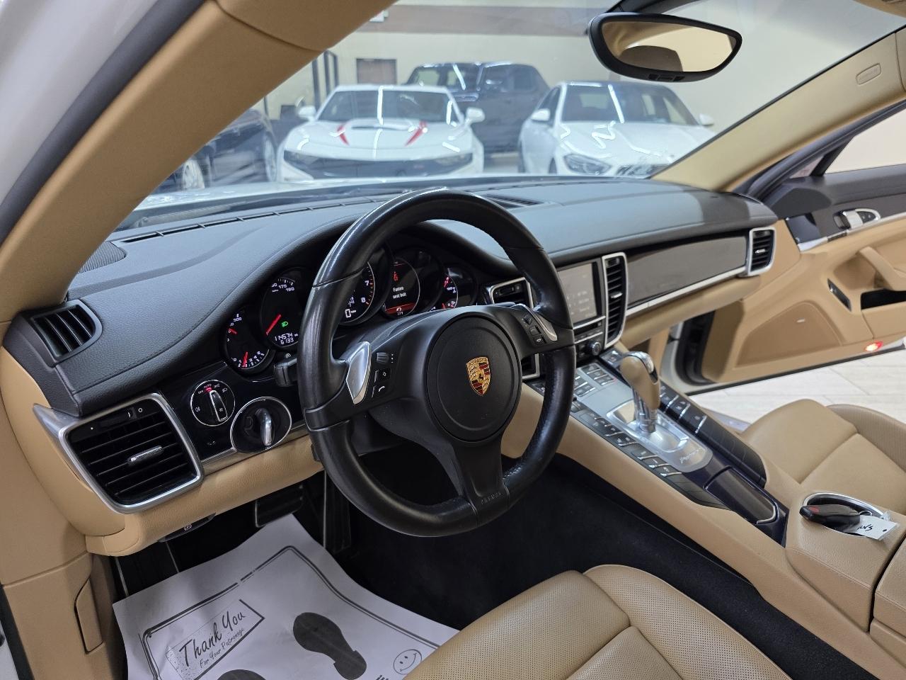 Porsche Panamera 4 2015