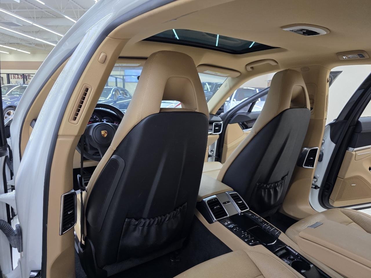Porsche Panamera 4 2015